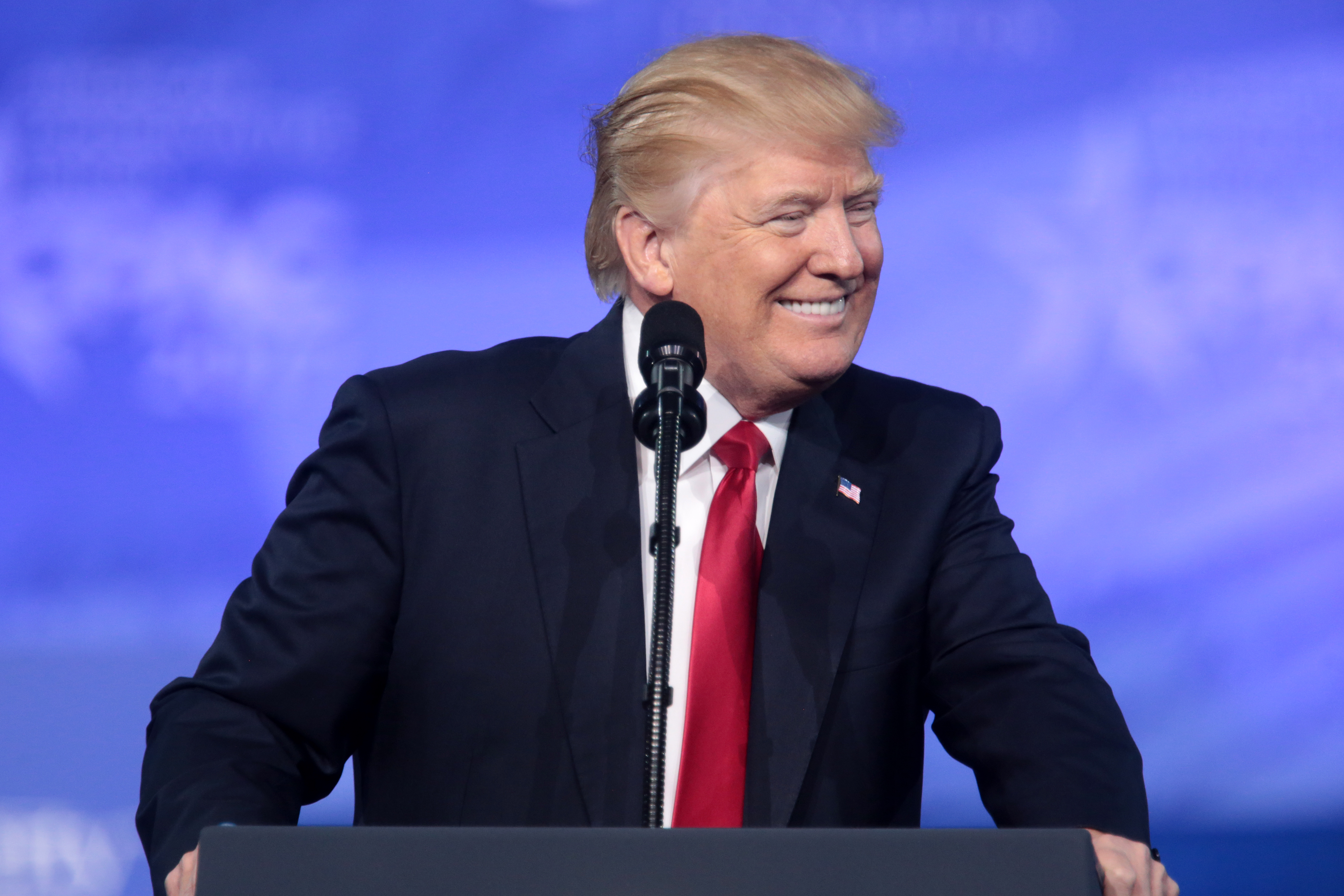 Trump Raises Market Power Concerns Over Netflix’s $72bn Warner Bros Deal