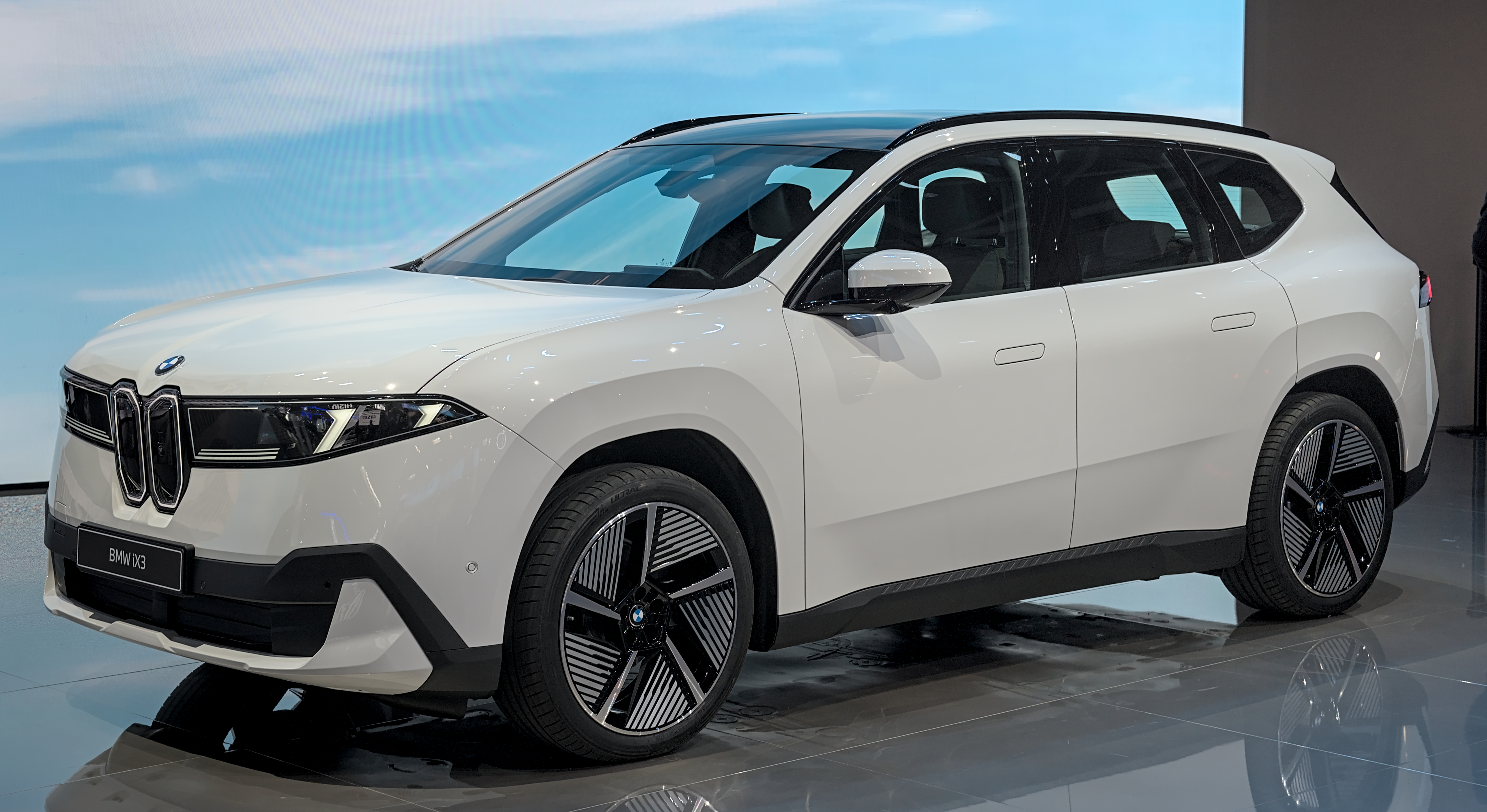 BMW To Debut Amazon’s Generative AI Alexa+ In 2026 iX3