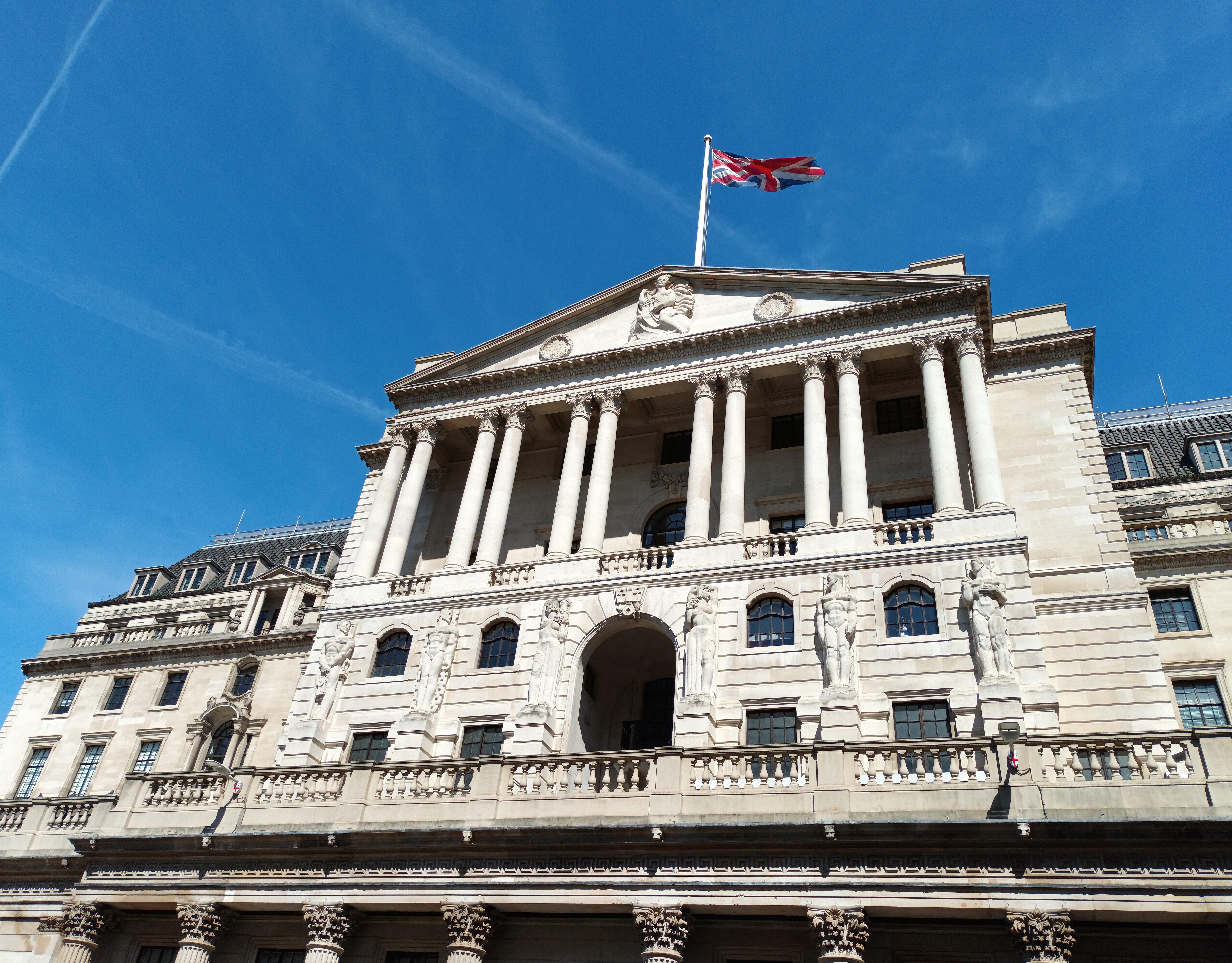 Bank Of England Warns Global Stock Markets May Fall As Risks Outpace Current Valuations