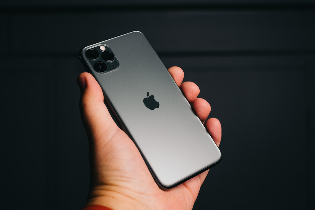 Apple Plans Foldable iPhone Launch Alongside iPhone 18 Pro Models In September